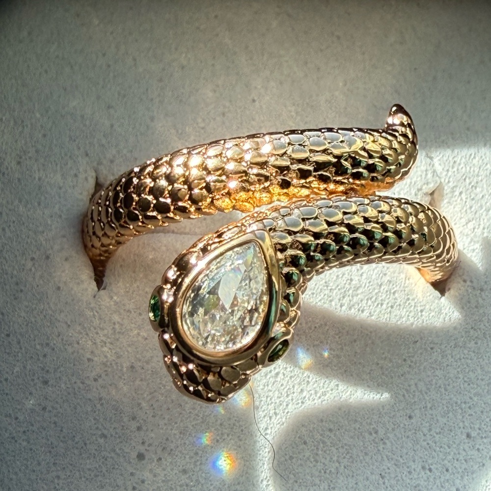 NEW!Pretty Bird Rose Gold Snake Wrap Ring with Clear Teardrop Stone & Green Eyes - Picture 7 of 11